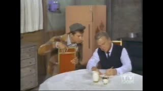 Green Acres - 4x1 - Guess Who's Not Going To The Luau