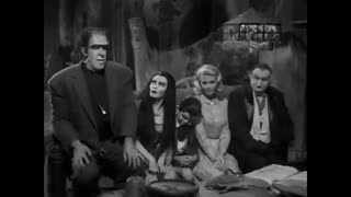 Munsters - 2x4 - Herman Munster, Shutterbug