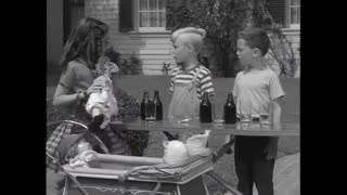 Dennis The Menace - 1x9 - Dennis Sells Bottles