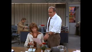 The Mary Tyler Moore Show - S4E19 - Best of Enemies