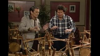 It's Garry Shandling's Show. - S3E9 - Save Mr. Peck's: Part 1