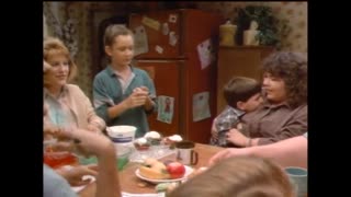 Roseanne - S2E13 - Chicken Hearts