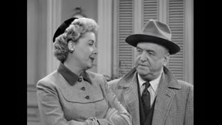 I Love Lucy - S2E21 - Lucy Changes her Mind