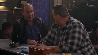 Mike & Molly - S6E1 - Cops on the Rocks