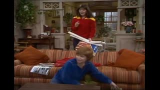 One Day at a Time - S5E20 - Girl with a Past