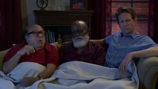 It's Always Sunny In Philadelphia - S12E1 - The Gang Turns Black