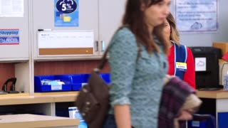 Superstore - S2E15 - Super Hot Store