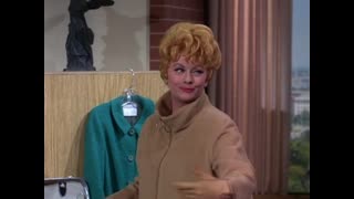 The Lucy Show - S6E14 - Lucy and Carol Burnett - pt1