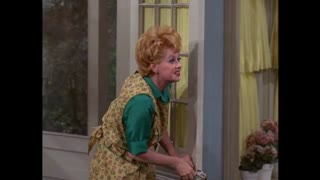 The Lucy Show - S3E26 - Lucy and the Disc Jockey