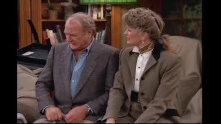 Murphy Brown - S2E10 - Brown Like Me (1)