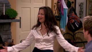 Living with Fran - S2E11 - Going to Bed with Fran