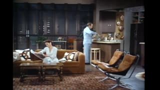 The Bob Newhart Show - S6E5 - Carlin's New Suit