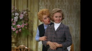 The Lucy Show - S5E11 - Lucy and Pat Collins