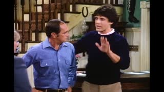 Newhart - S2E9 - The Looks of Love