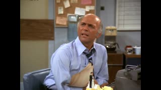 The Mary Tyler Moore Show - S7E6 - One Producer Too Many