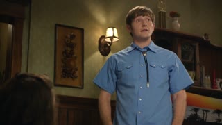 Raising Hope - S2E2 - Sabrina Has Money