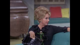 The Lucy Show - S4E6 - Lucy and the Countess Have a Horse Guest