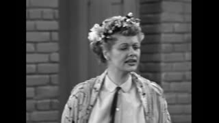 I Love Lucy - S1E17 - Lucy Writes a Play