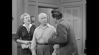 I Love Lucy - S4E3 - Lucy Cries Wolf