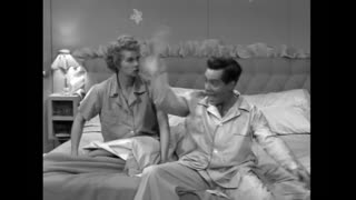 I Love Lucy - S1E4 - Lucy Thinks Ricky is Trying to Murder Her