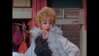 The Lucy Show - S4E25 - Lucy, the Gun Moll