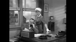 I Love Lucy - S1E32 - Lucy Gets Ricky on the Radio