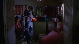 The Middle - S5E5 - Halloween IV: The Ghost Story