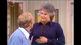 Maude - S2E4 - Maude's Facelift: Part 1