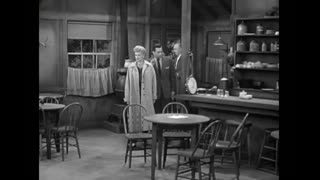 I Love Lucy - S4E14 - First Stop