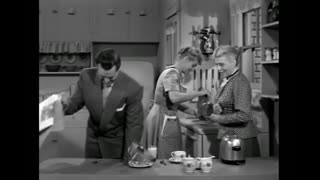 I Love Lucy - S1E15 - Lucy Plays Cupid