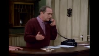 Newhart - S7E6 - I Came, I Saw, I Sat